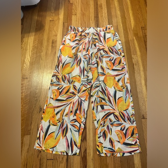 C&C California Printed Linen Pants - Picture 2 of 3